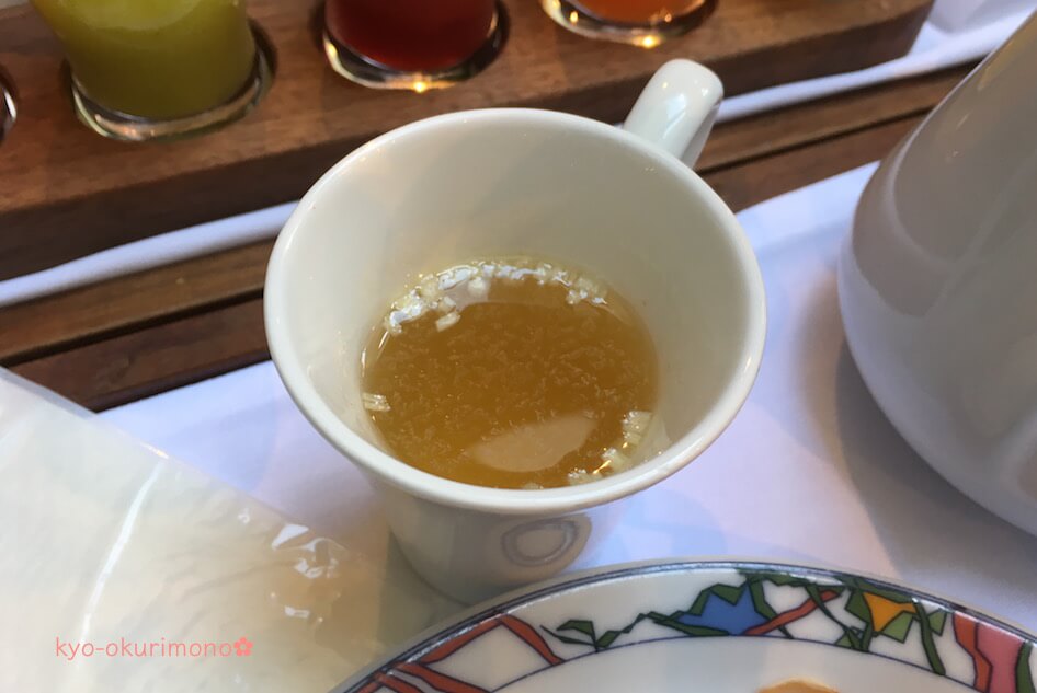 神戸北野ホテル世界一の朝食のスープ